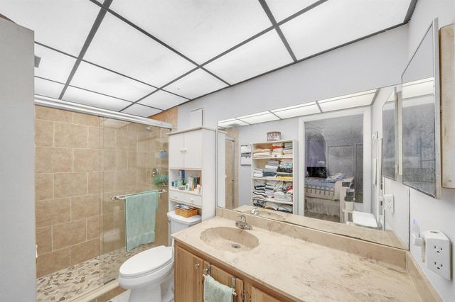 3361 NW 47th Terrace 231, Lauderdale Lakes, FL 33319