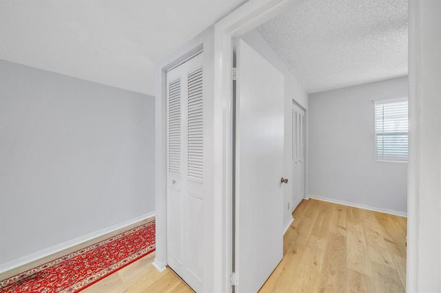 3361 NW 47th Terrace 231, Lauderdale Lakes, FL 33319