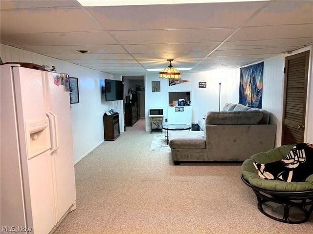 10457 Persimmon Street NW, Canal Fulton, OH 44614