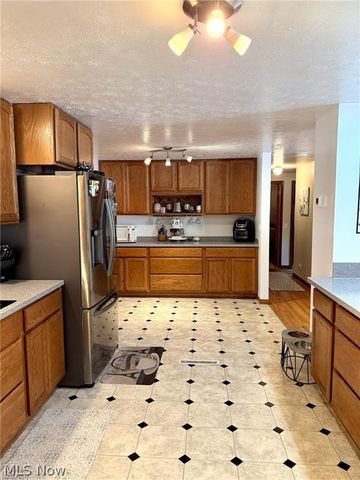 10457 Persimmon Street NW, Canal Fulton, OH 44614
