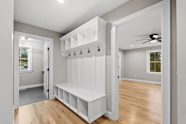 262 Glenwood Rd, Rutland, MA 01543