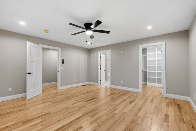 262 Glenwood Rd, Rutland, MA 01543
