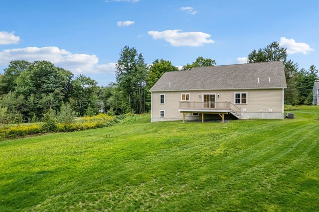 262 Glenwood Rd, Rutland, MA 01543
