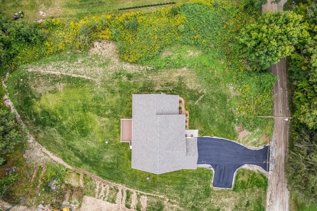 262 Glenwood Rd, Rutland, MA 01543
