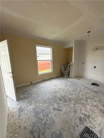 3007 E 4th Street, Dayton, OH 45403