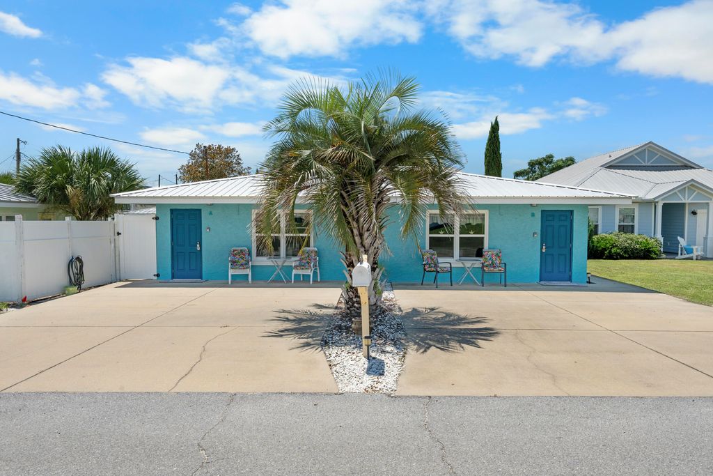 21927 Bataan Avenue, Panama City Beach, FL 32413