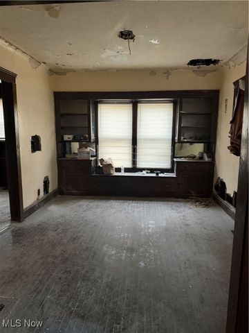 9710 Parmelee Avenue, Cleveland, OH 44108