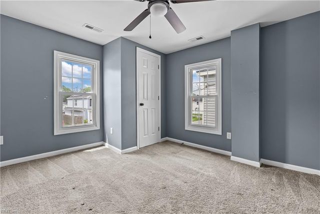 206 Oak ST, Suffolk, VA 23434