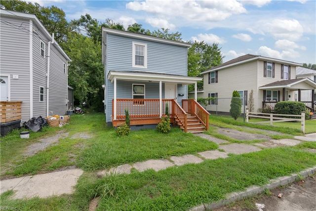 206 Oak ST, Suffolk, VA 23434