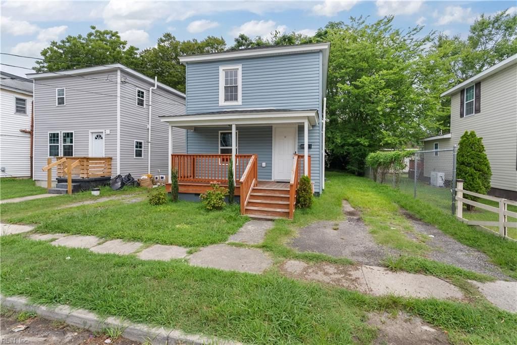 206 Oak ST, Suffolk, VA 23434