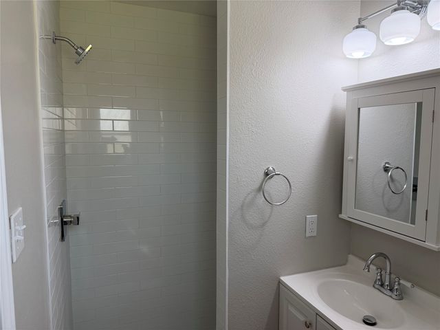 7425 Deaver Drive, North Richland Hills, TX 76180