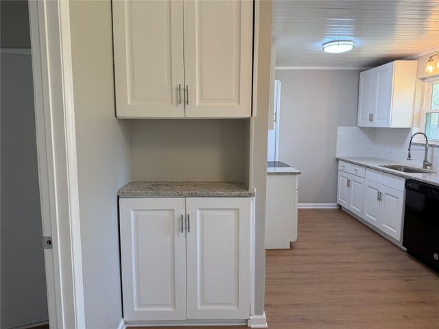 7425 Deaver Drive, North Richland Hills, TX 76180