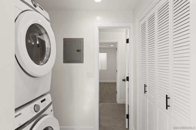 725 Coast Boulevard S, La Jolla, CA 92037