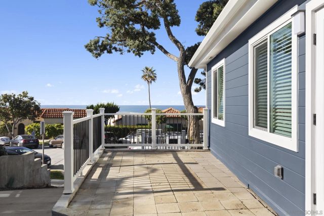 725 Coast Boulevard S, La Jolla, CA 92037