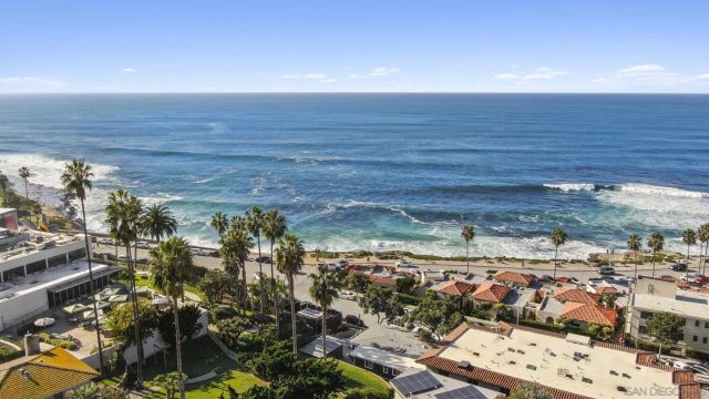 725 Coast Boulevard S, La Jolla, CA 92037