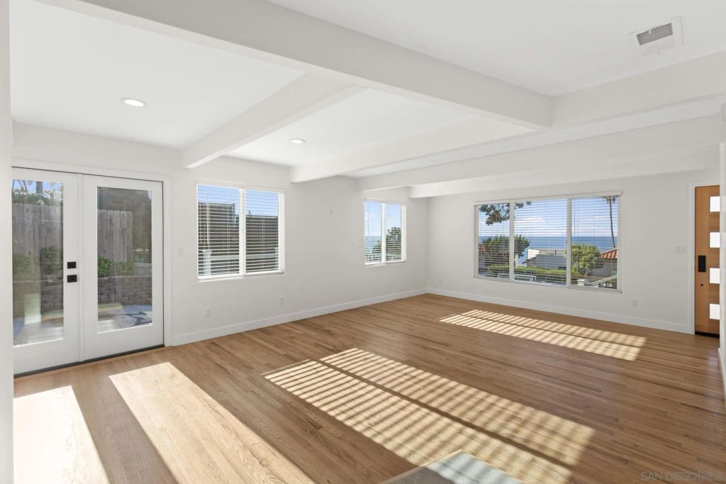 725 Coast Boulevard S, La Jolla, CA 92037