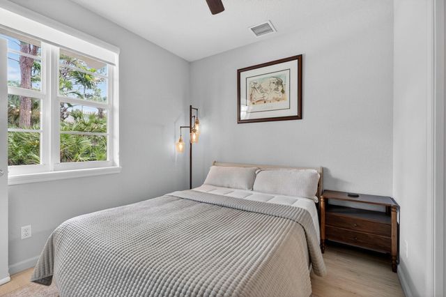 150 Cat Rock Lane, Jupiter, FL 33458