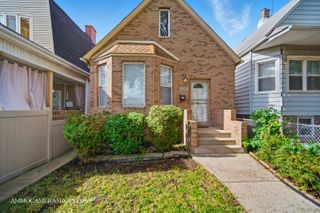 9342 S Crandon Avenue, Chicago, IL 60617