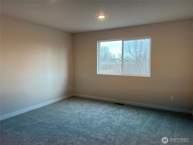 515 N Ruddy Street, Moses Lake, WA 98837