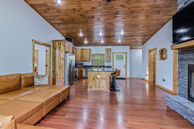 73 Oak Branch Drive, Murphy, NC 28906