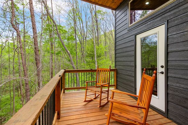 73 Oak Branch Drive, Murphy, NC 28906