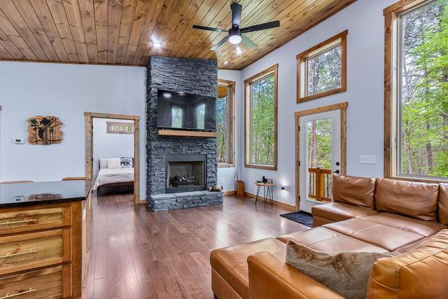 73 Oak Branch Drive, Murphy, NC 28906