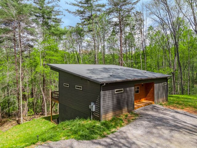 73 Oak Branch Drive, Murphy, NC 28906