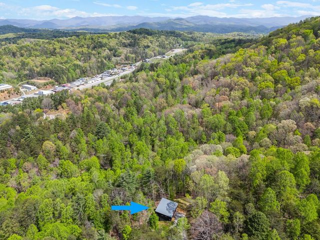 73 Oak Branch Drive, Murphy, NC 28906