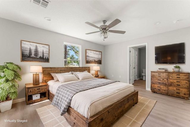 211 N Gladys St, Leesville, LA 71446