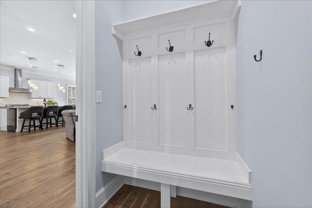 1104 Beresford, Charleston, SC 29492