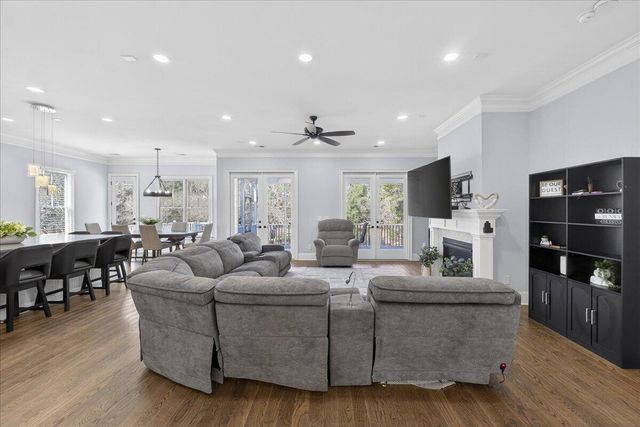 1104 Beresford, Charleston, SC 29492