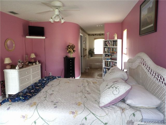 675 E Charleston Court, Hernando, FL 34442