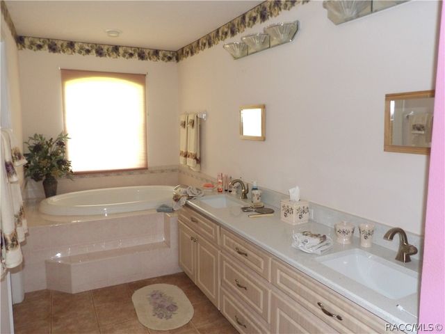 675 E Charleston Court, Hernando, FL 34442