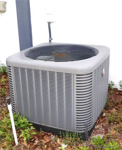 675 E Charleston Court, Hernando, FL 34442