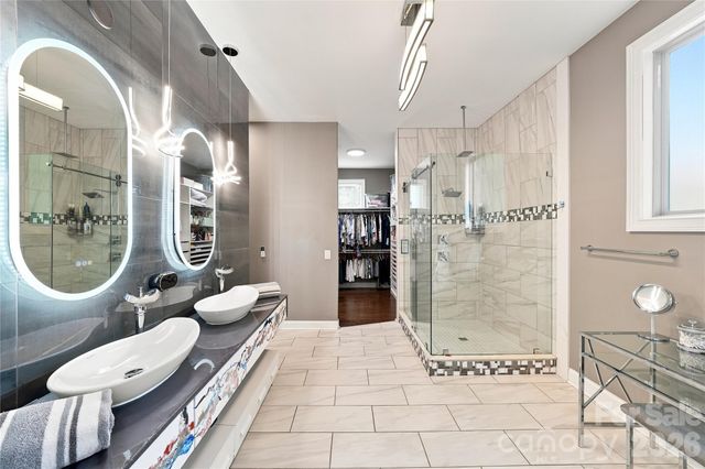 8007 Glen Abbey Circle, Stanley, NC 28164