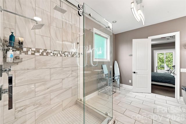 8007 Glen Abbey Circle, Stanley, NC 28164