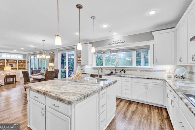 14 Dockside Drive, Savannah, GA 31410