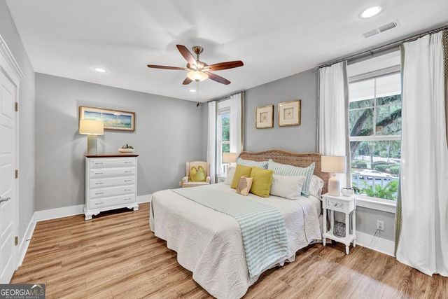 14 Dockside Drive, Savannah, GA 31410