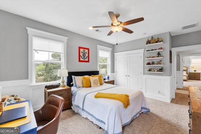 14 Dockside Drive, Savannah, GA 31410