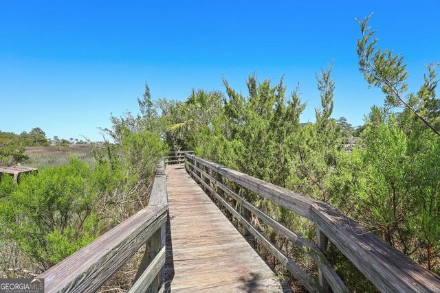 14 Dockside Drive, Savannah, GA 31410