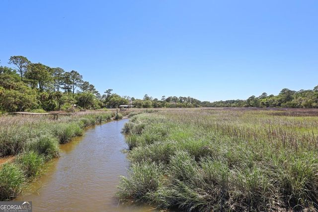 14 Dockside Drive, Savannah, GA 31410