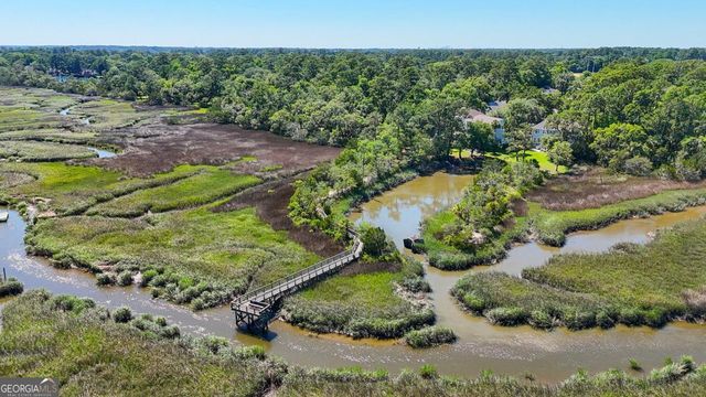 14 Dockside Drive, Savannah, GA 31410