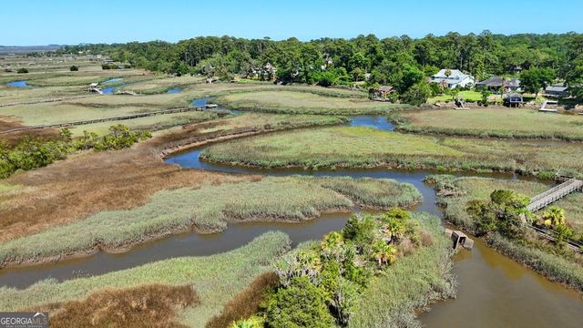 14 Dockside Drive, Savannah, GA 31410
