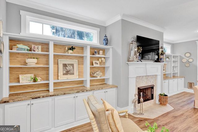 14 Dockside Drive, Savannah, GA 31410