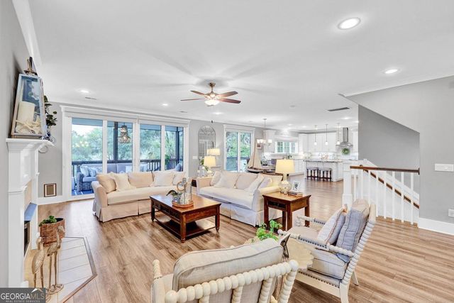 14 Dockside Drive, Savannah, GA 31410