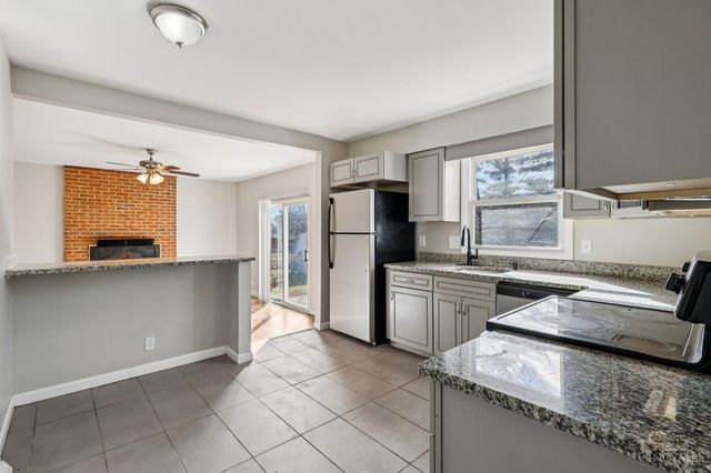 1477 Kelvin Court, Forest Park, OH 45240