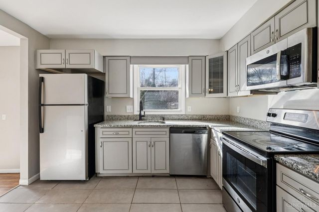 1477 Kelvin Court, Forest Park, OH 45240