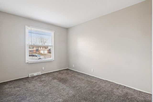 1477 Kelvin Court, Forest Park, OH 45240