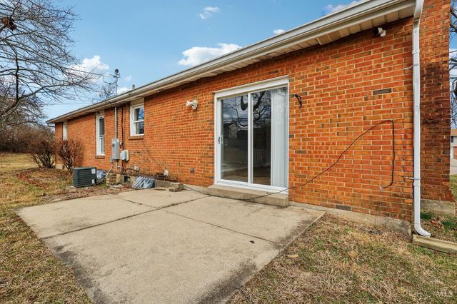 1477 Kelvin Court, Forest Park, OH 45240