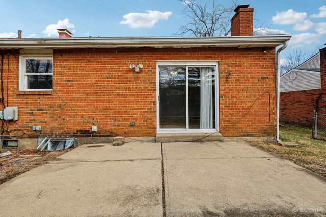 1477 Kelvin Court, Forest Park, OH 45240